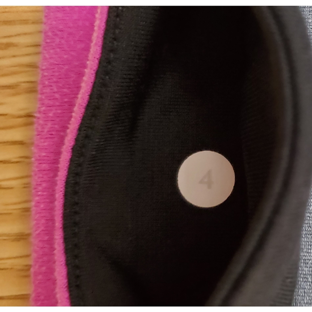 Lululemon size 4 reversible wunder under pull on sports crop leggings black pink - Picture 6 of 15